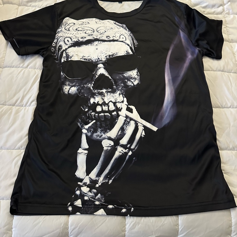 SHEIN Black Skull Smoking Graphic Tee